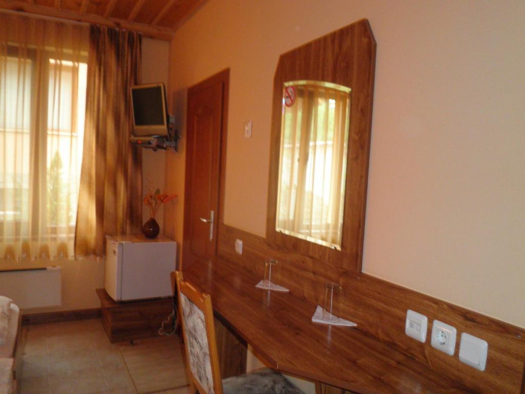 Hotel Complex Diana à Cherven  Chambre photo